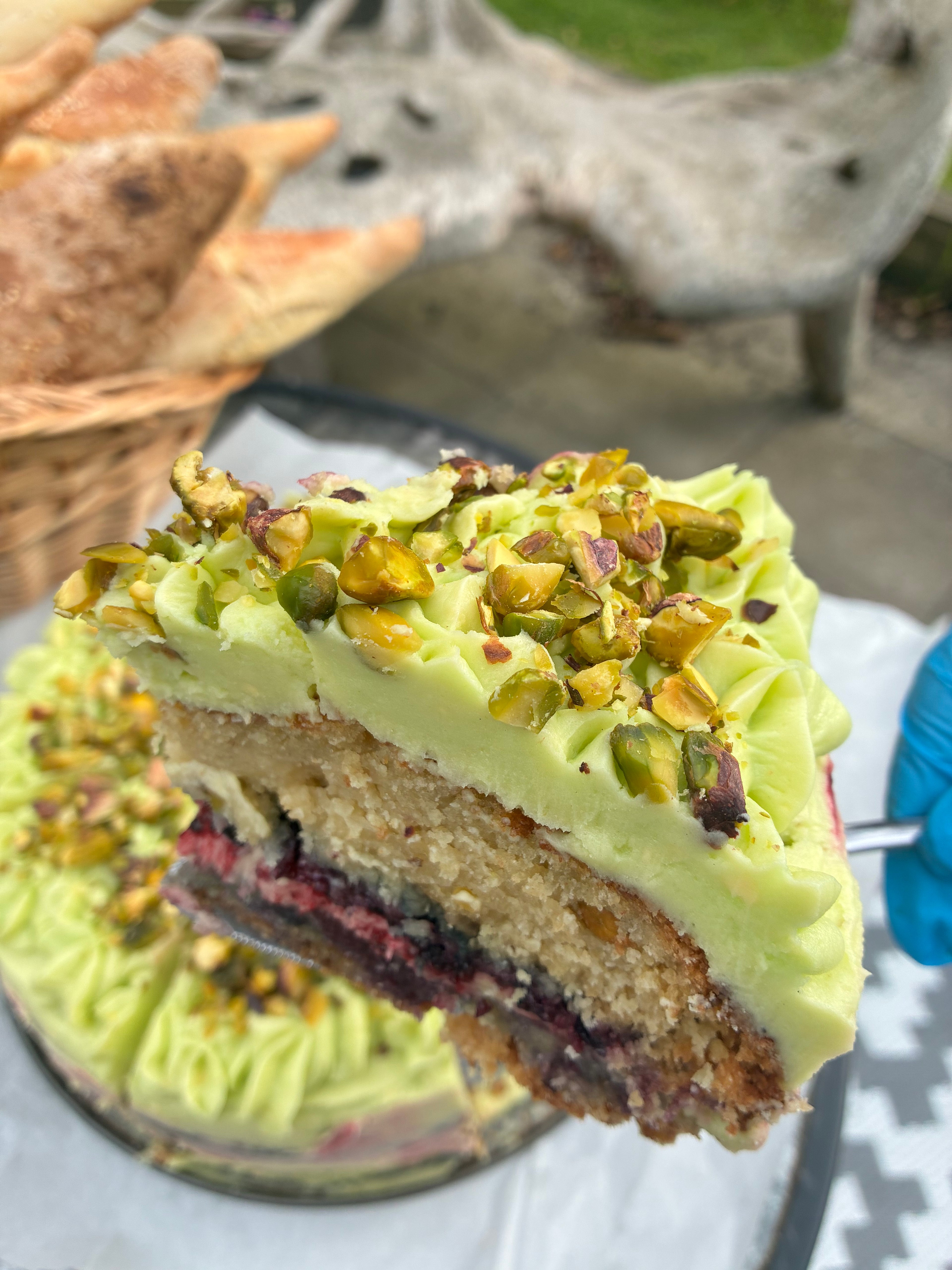 Pistachio cake with cream cheese frosting