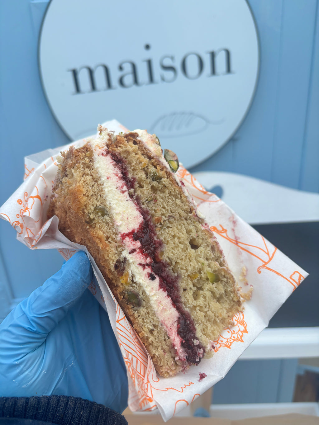 Pistachio cake with blackberry compote