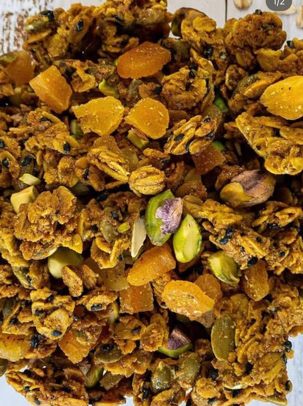 Apricot & pistachio granola