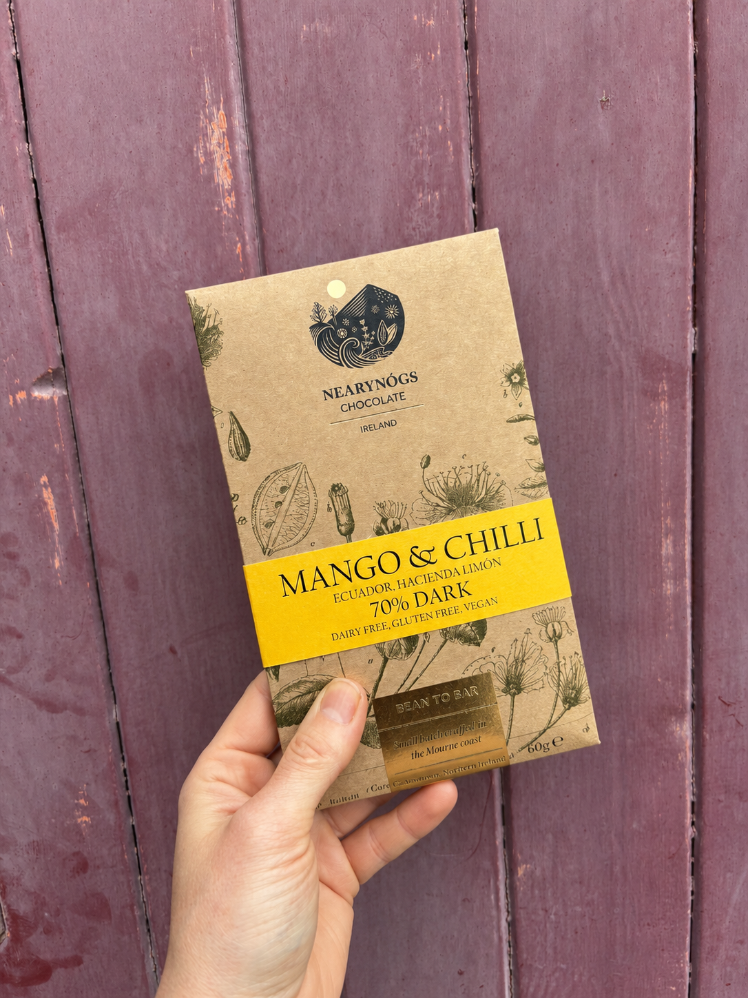 Neary Nogs mango & chilli chocolate bar