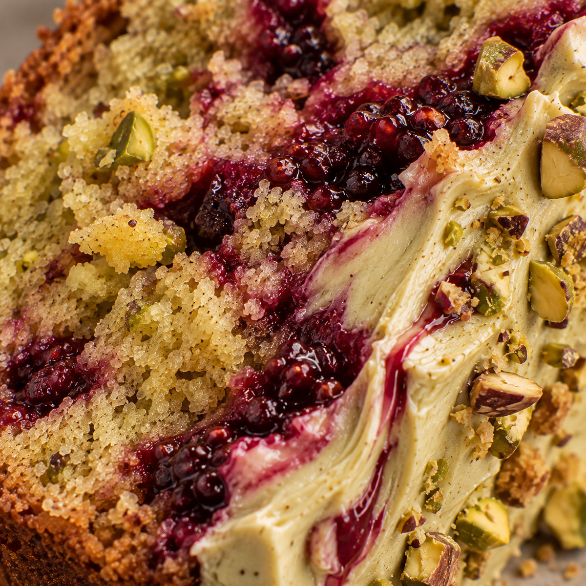 Pistachio loaf with blackberries